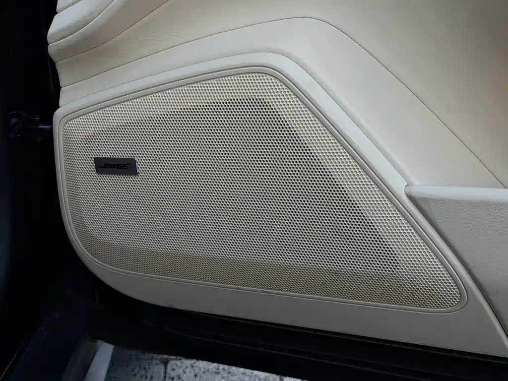 Porsche Panamera Hybrid — миниатюра 22