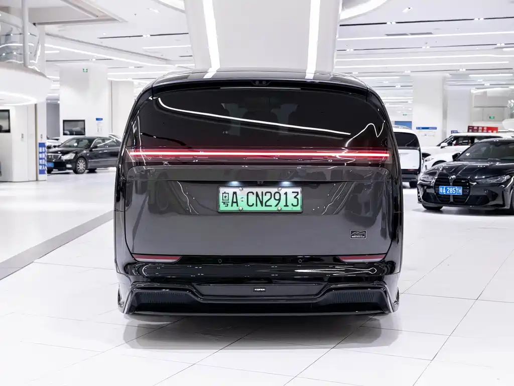 Li Auto Li MEGA — миниатюра 5