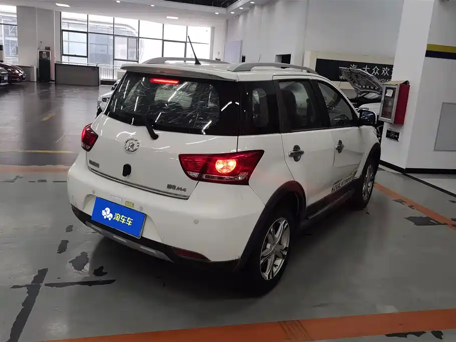 Great Wall M4 2012 1.5L MT Luxury