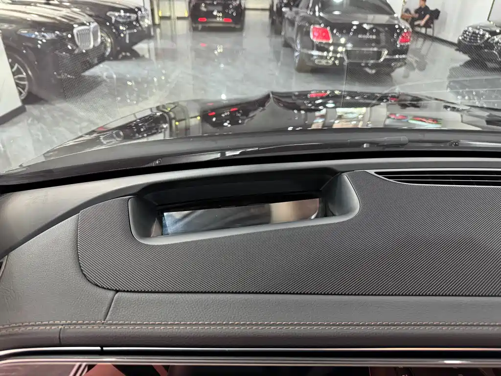 Mercedes-Benz GLE — миниатюра 10