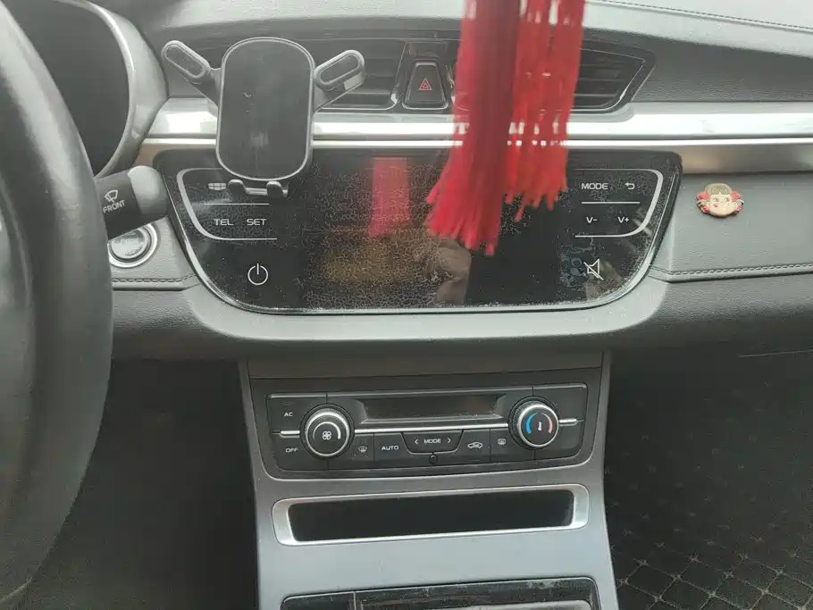 Geely Emgrand — миниатюра 13