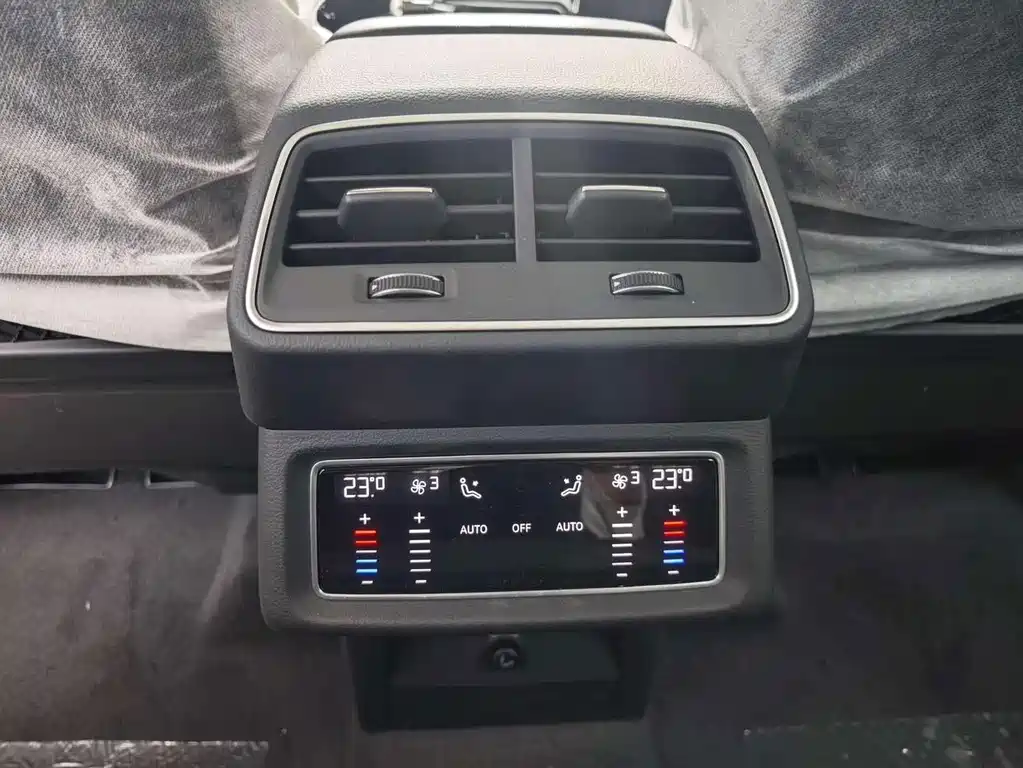 Audi e-tron — миниатюра 10