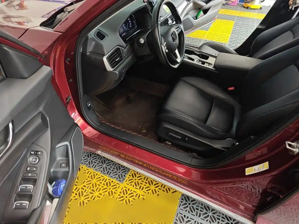 Honda Accord — миниатюра 12