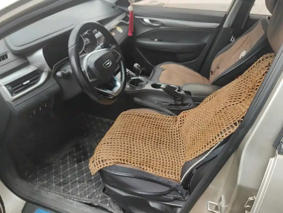 Geely Emgrand — миниатюра 9