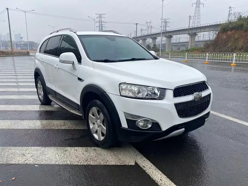 Chevrolet Captiva 2.4L 2WD City Edition 7 seats, фото 3