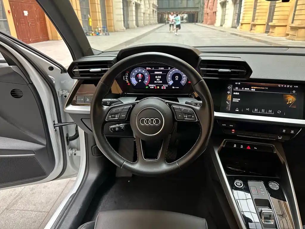 Audi A3 - фото 16