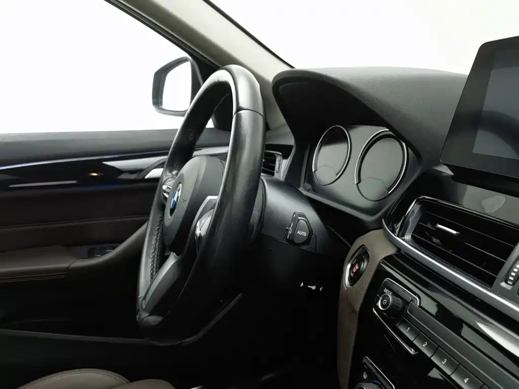 BMW X1 — миниатюра 22