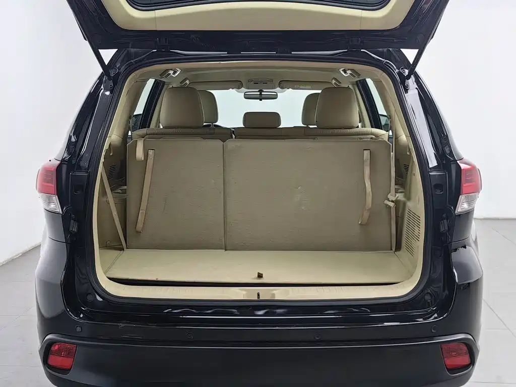 Toyota Highlander — миниатюра 16