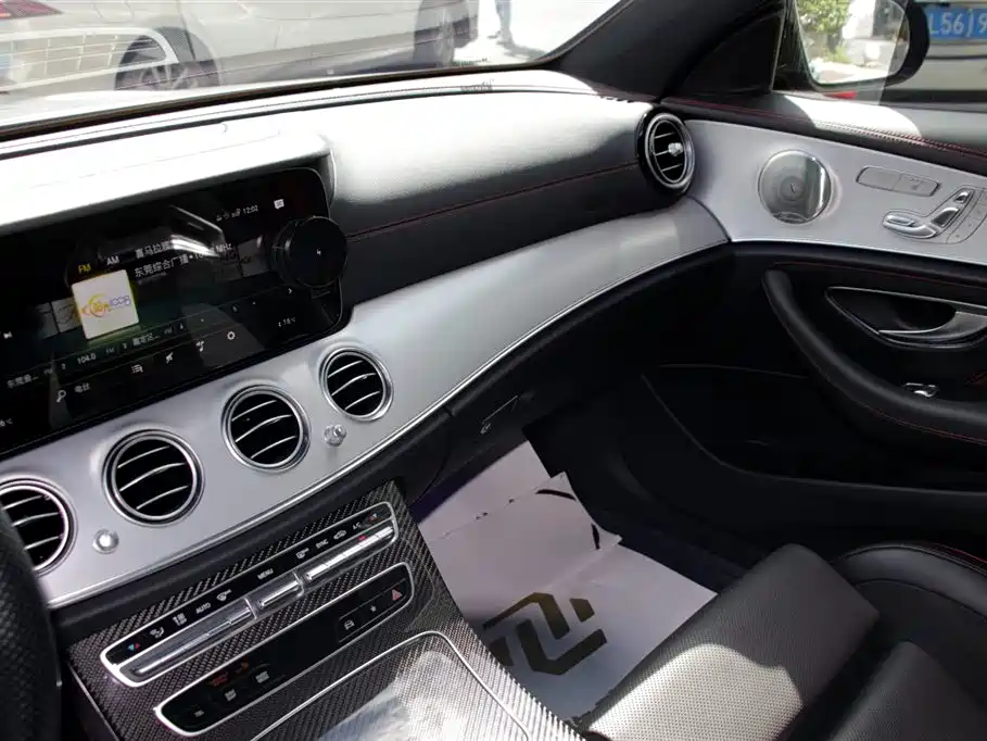 MERCEDES-BENZ E CLASS AMG