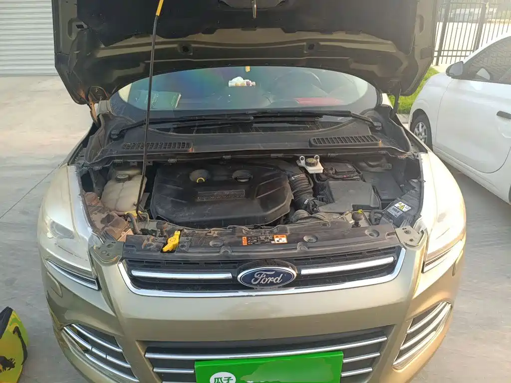 Ford Kuga — миниатюра 16