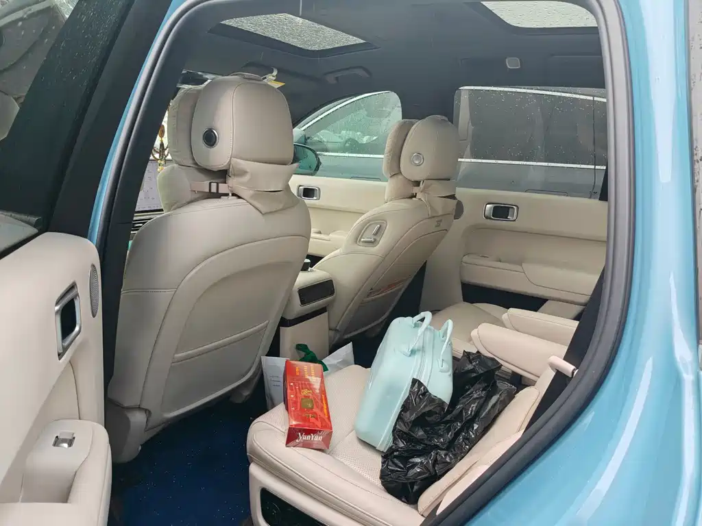 Li Auto Li L8 — миниатюра 5