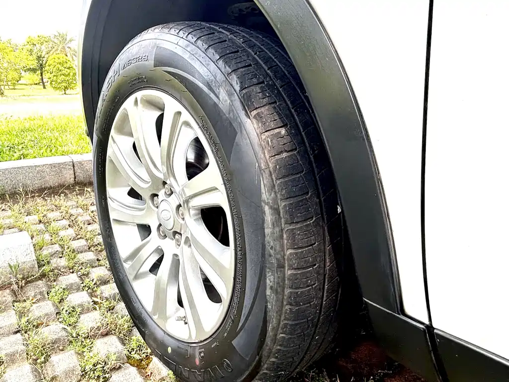 Land Rover Discovery Sport — миниатюра 19