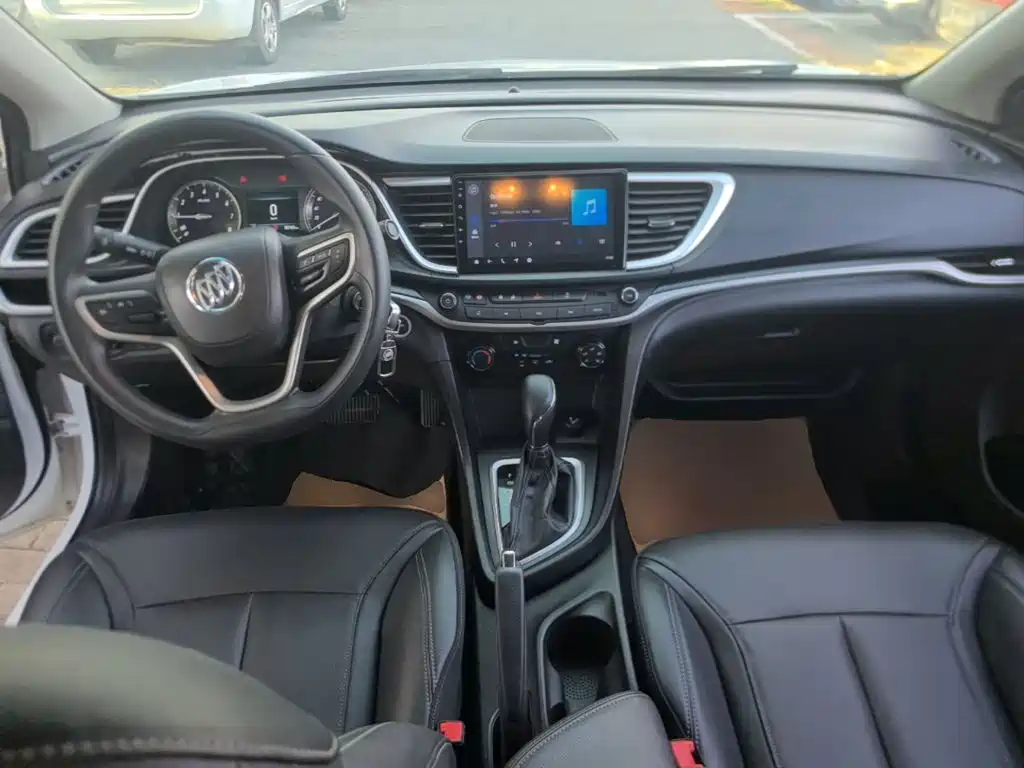 Buick Excelle — миниатюра 10