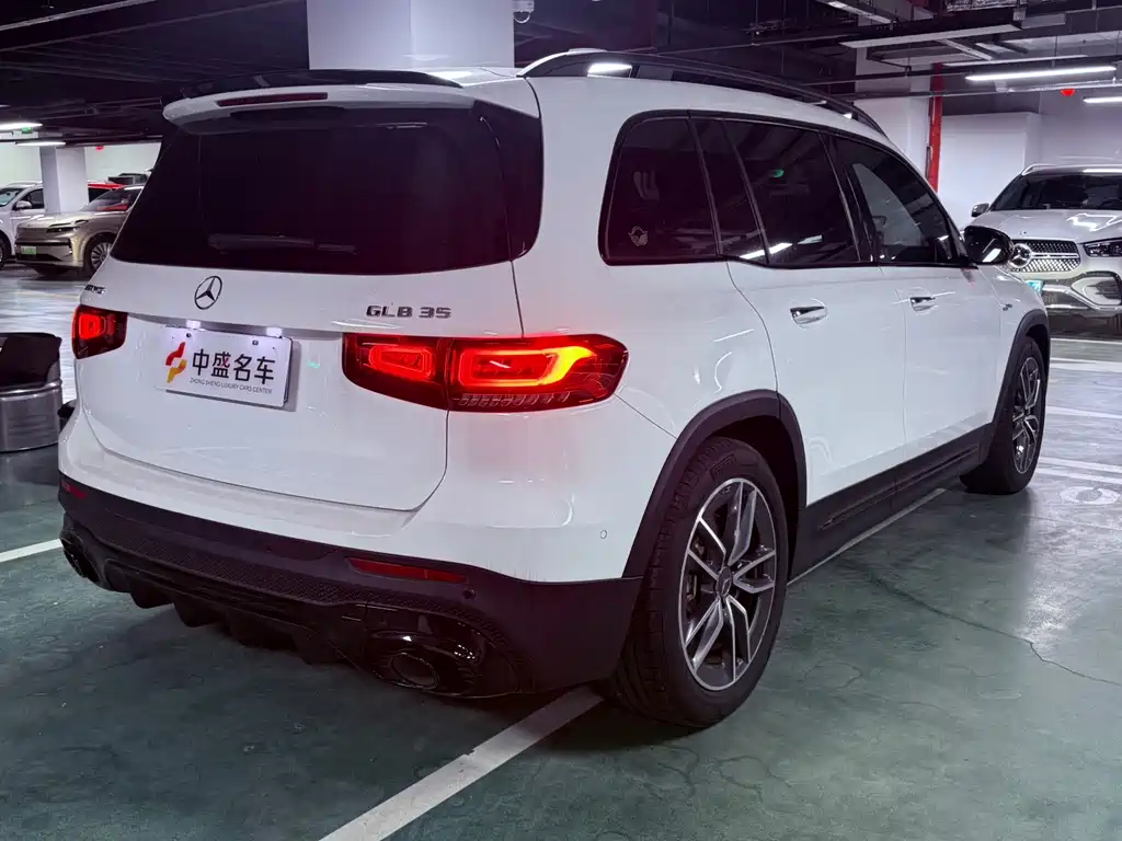 Mercedes-Benz GLB AMG — миниатюра 4