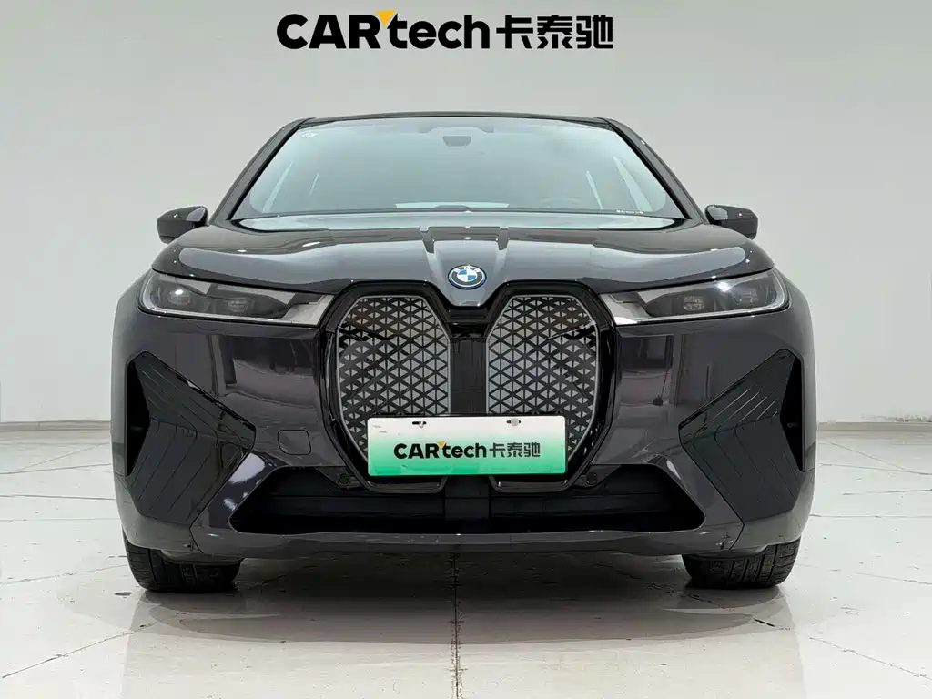 BMW iX 2022 xDrive40