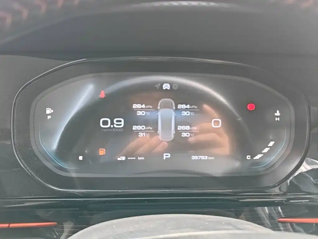 Baojun RC-6 — миниатюра 4