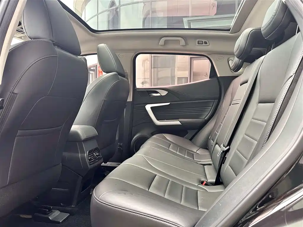 WEI PAI WEI BRAND VV5