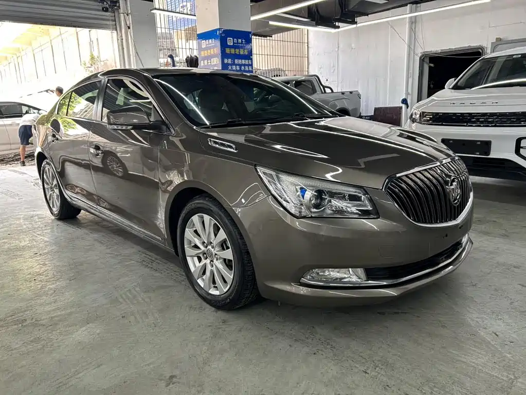 Buick LaCrosse — миниатюра 3