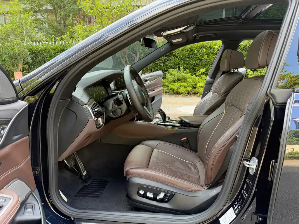 BMW 6 Series GT — миниатюра 11