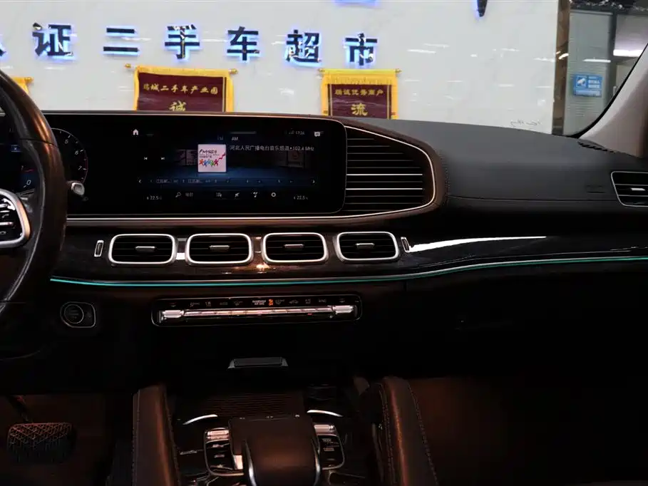 Mercedes-Benz GLE — миниатюра 14