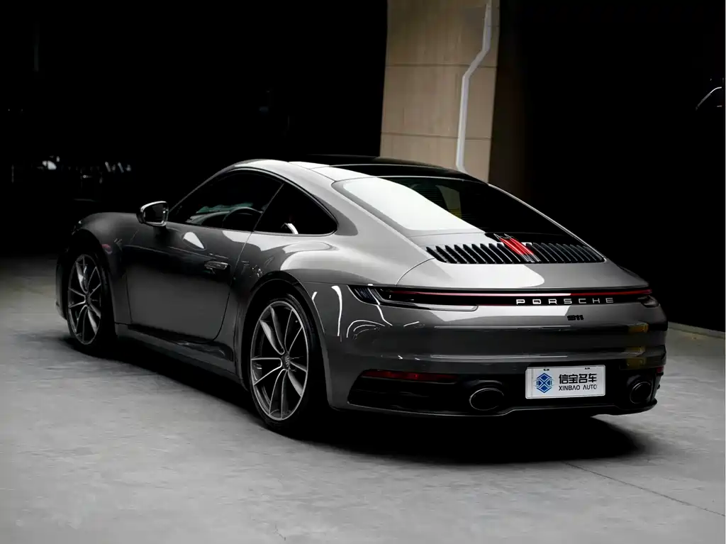 Porsche 911 2023 Carrera 3.0T