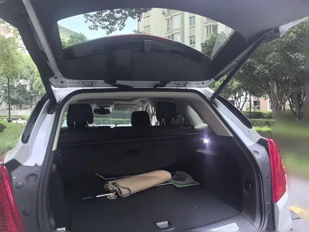 Cadillac XT5 — миниатюра 10