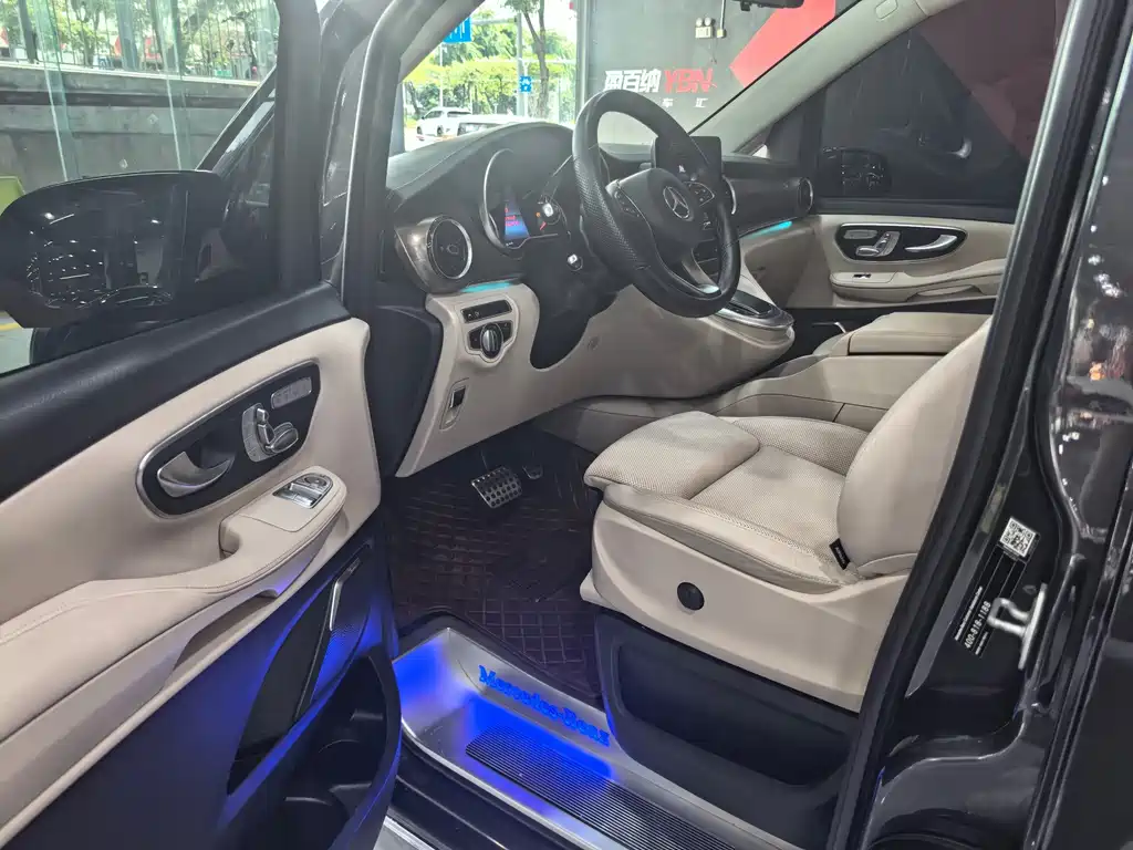Mercedes-Benz V-Class — миниатюра 8