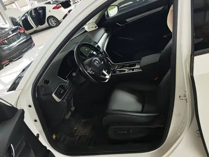 Honda Accord — миниатюра 7