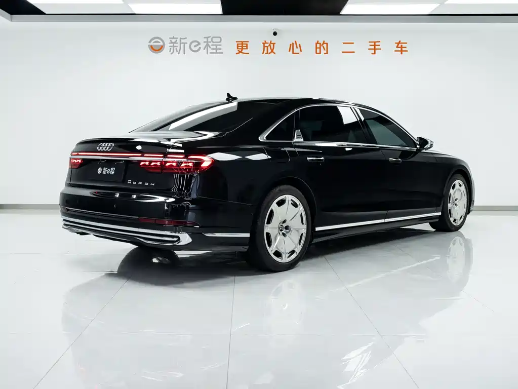 AUDI A8