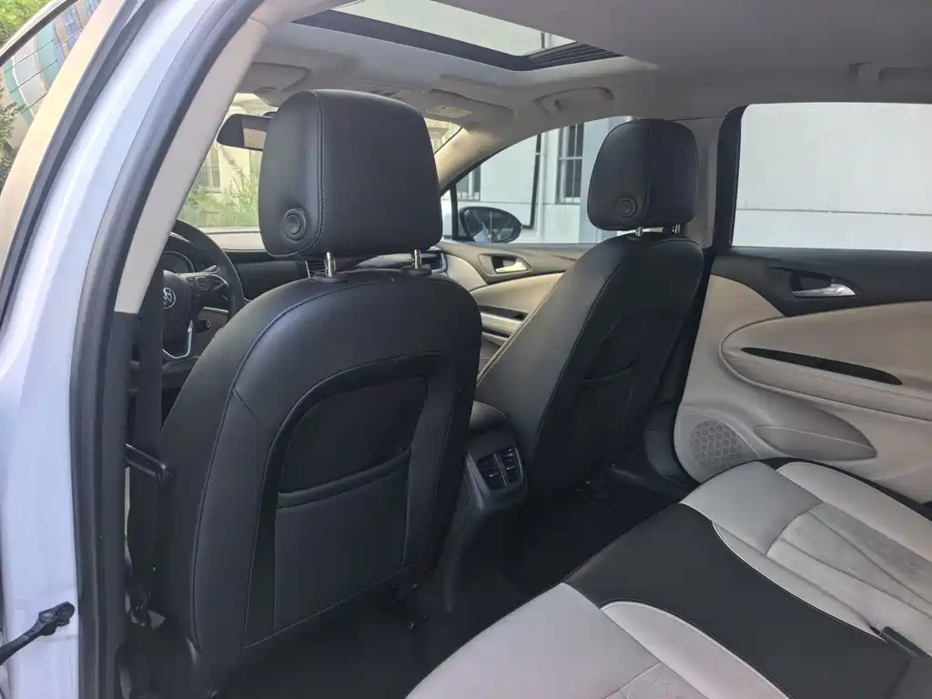 Buick Verano — миниатюра 16