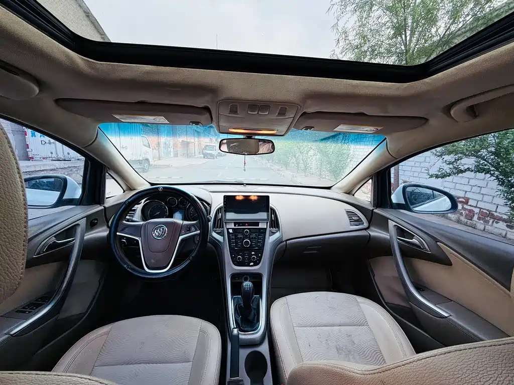 Buick Excelle GT GT 1.6L Manual Progressive Edition, фото 6