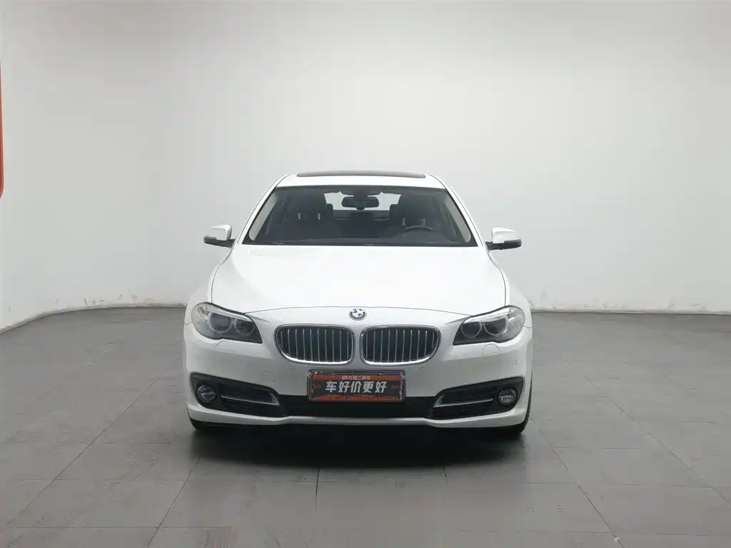 BMW  5 SERIES