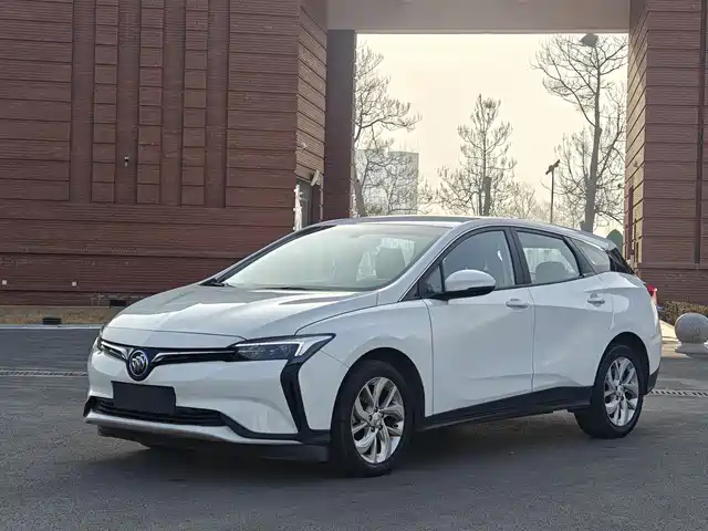 BUICK SLIGHTLY BLUE 6 2022