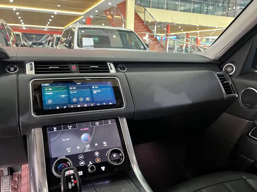 Land Rover Range Rover Sport 2019 3.0 L6 HSE DYNAMIC