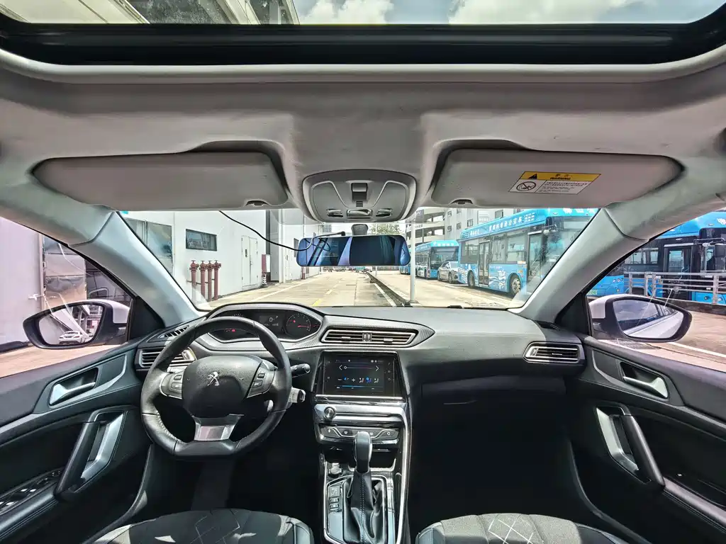 Peugeot 308 — миниатюра 16