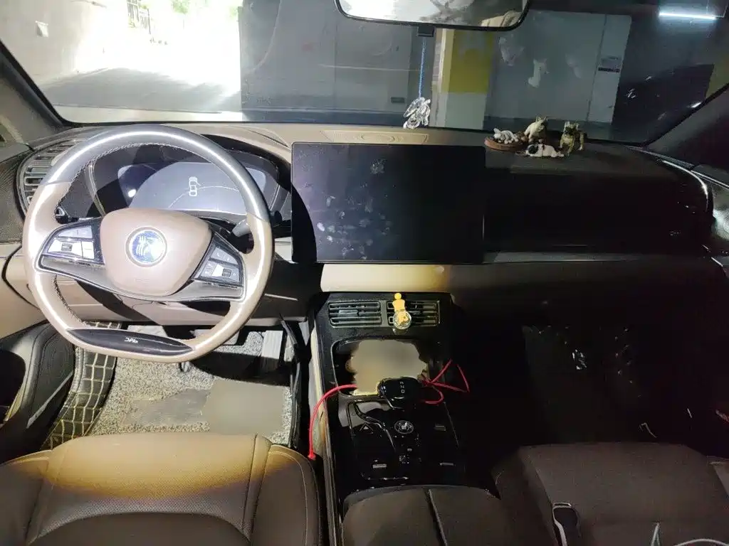 BYD Han — миниатюра 13