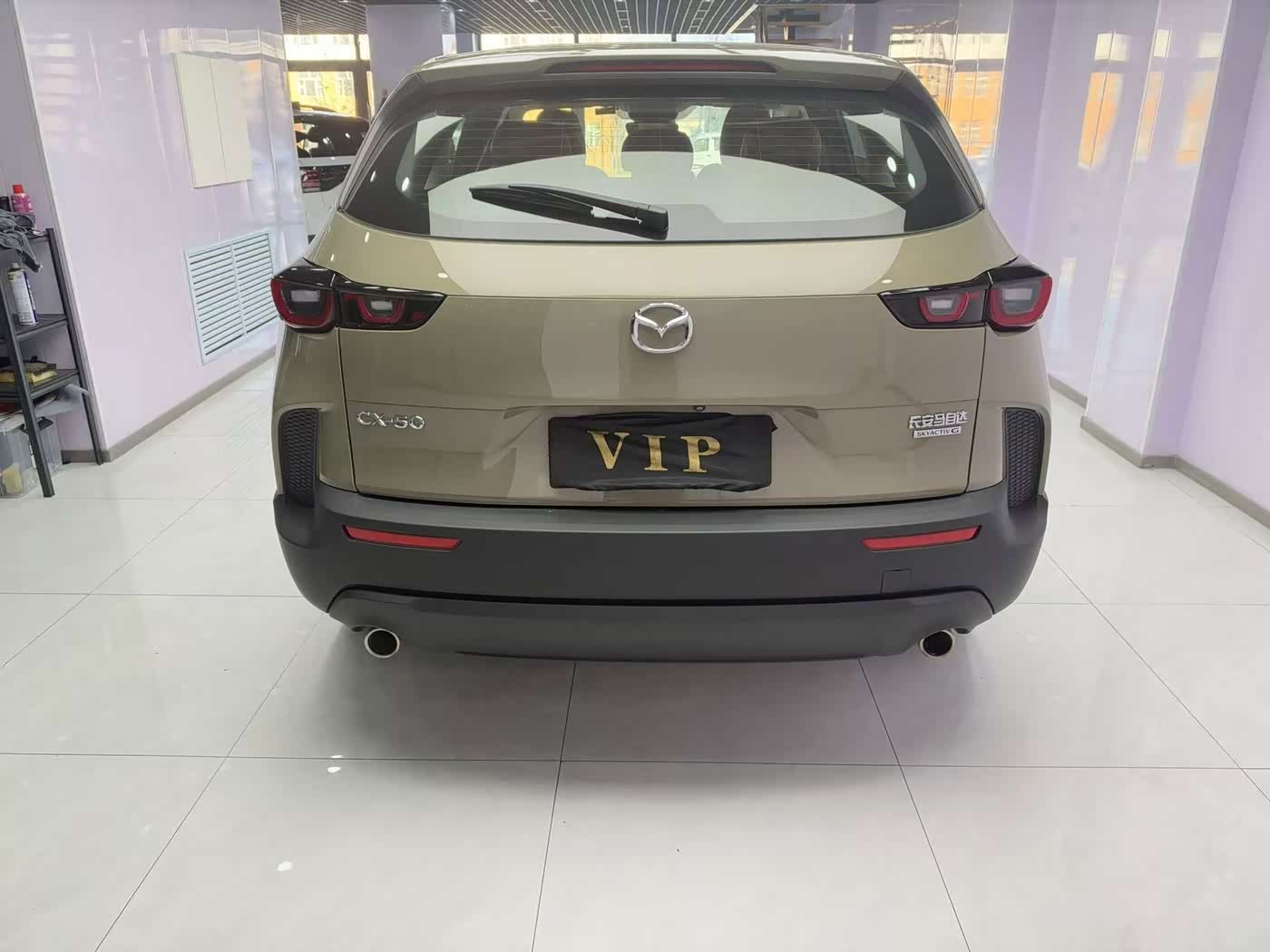 Mazda Mazda CX-50 Xingye 2.0 л 2023 г. шампань/коричневый, пробег 30000 км
