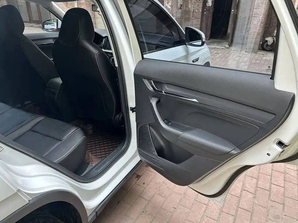 Skoda Kamiq Facelift 1.5L Auto Comfort Enjoy Edition, фото 13