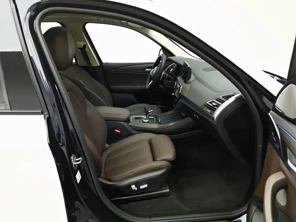 BMW X3 — миниатюра 23