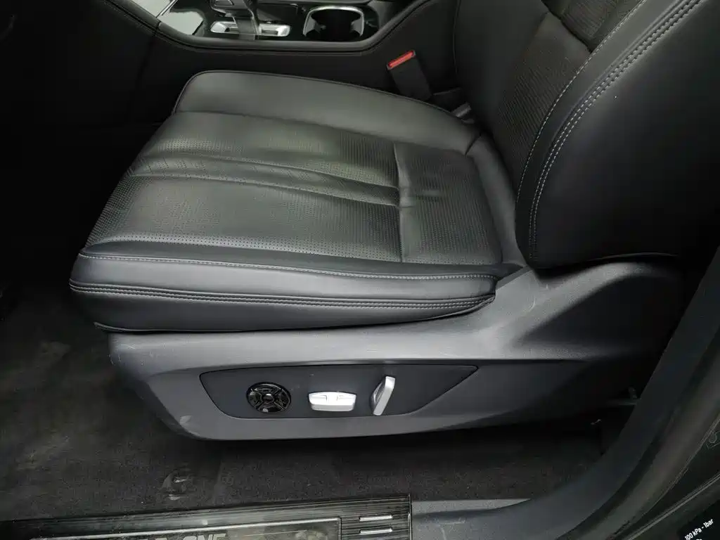 Li Auto Li ONE — миниатюра 20