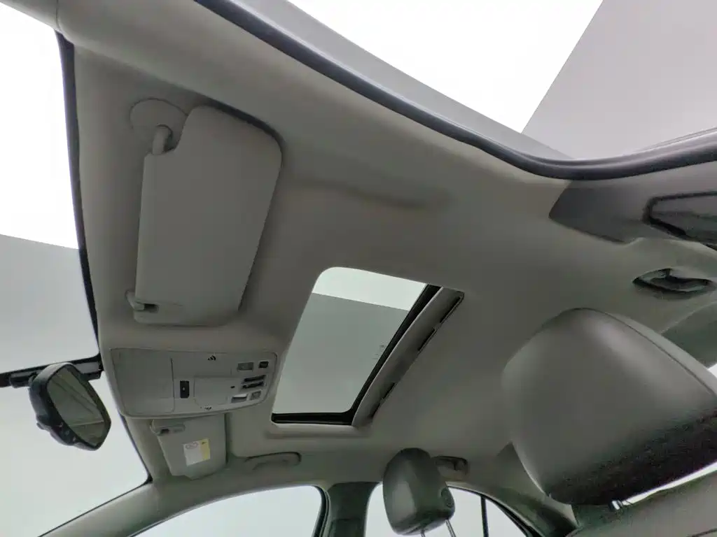 Chevrolet Malibu — миниатюра 14