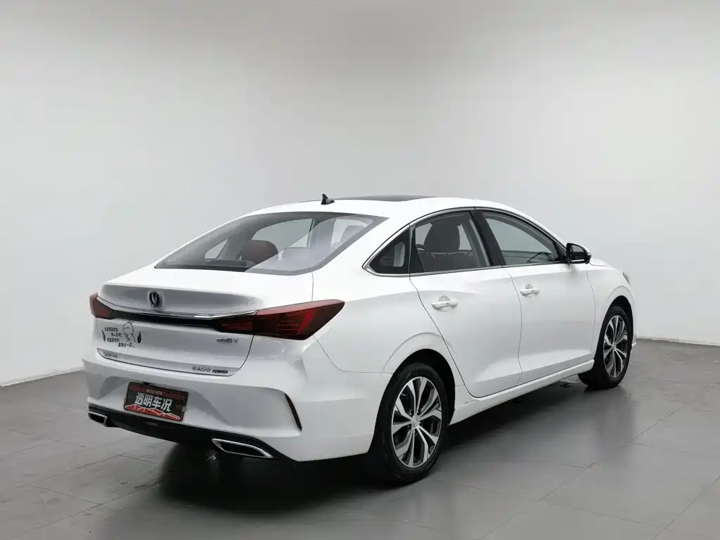 Changan Eado — миниатюра 2