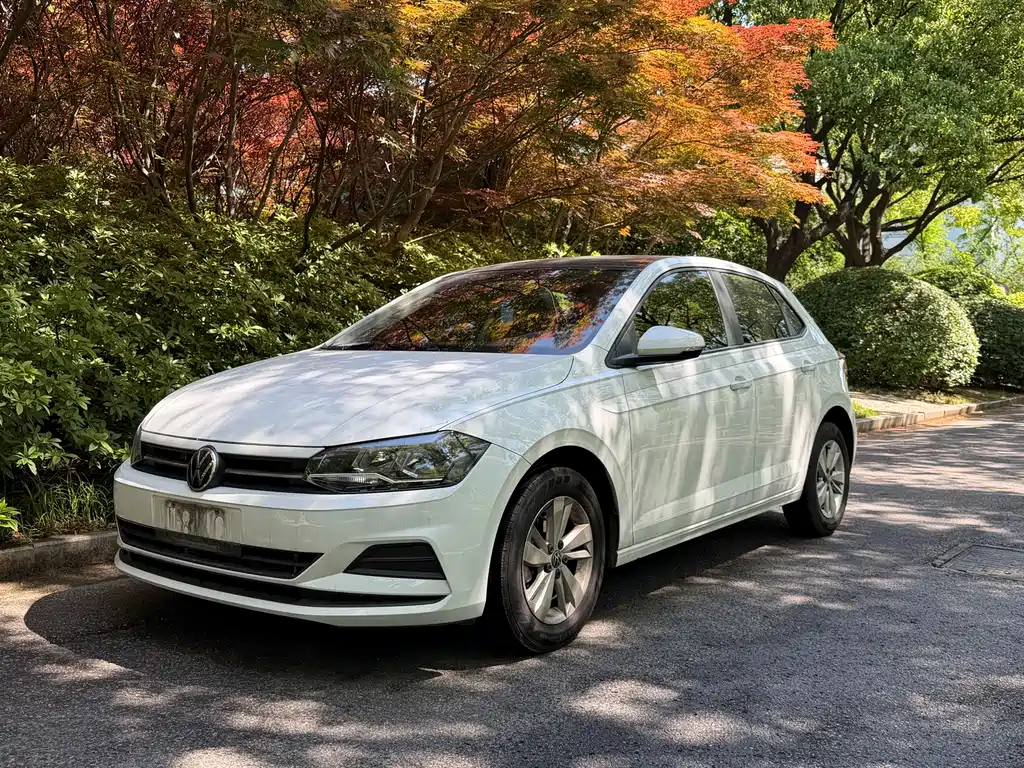 Купить Volkswagen Polo