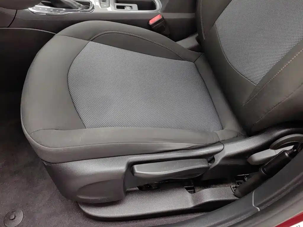 Chevrolet Cruze — миниатюра 20