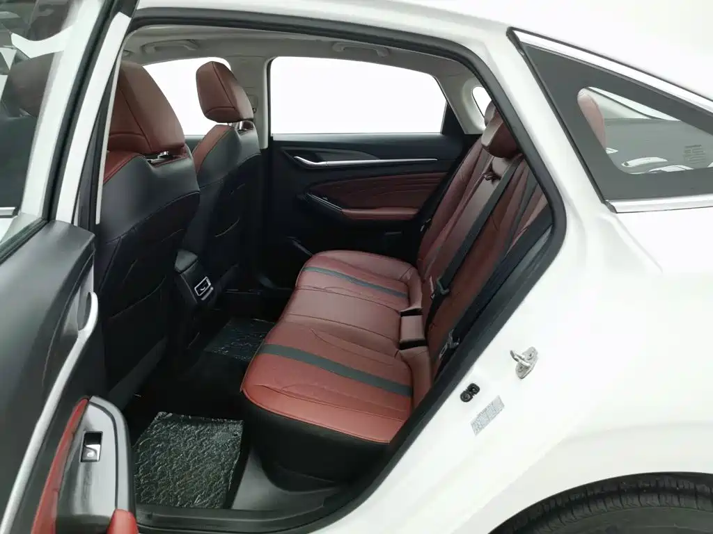 Changan Eado — миниатюра 15