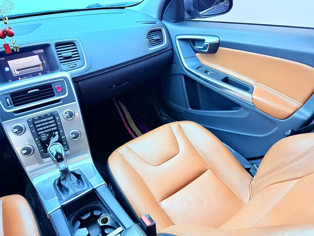 Volvo S60 2018 S60L T4