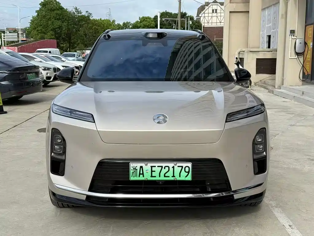 NIO ES8 — миниатюра 2