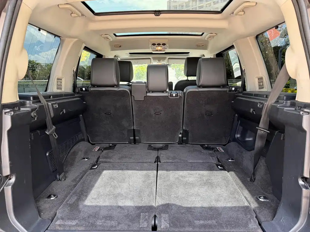 Land Rover Discovery 2016 3.0 SC V6 HSE