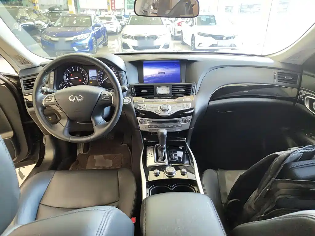 Infiniti Q70 2019 Q70L 2.0T Elite