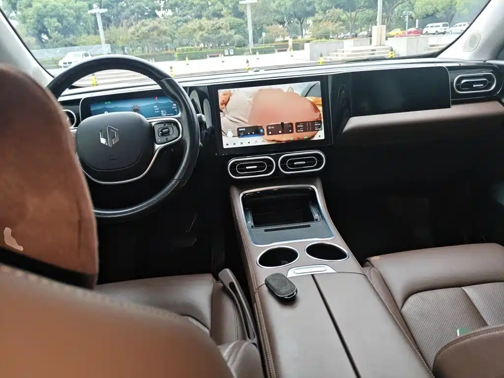 Leapmotor Leapmotor C11 — миниатюра 5